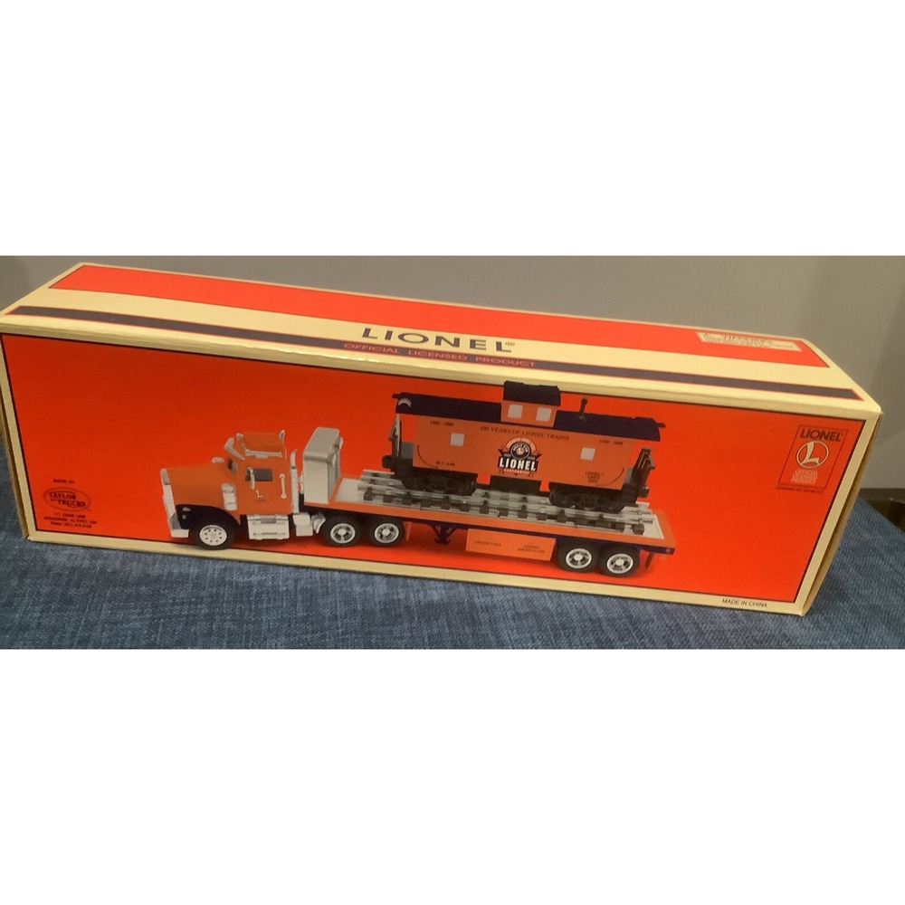 Lionel TMT-18405 Flatbed Toy Truck Operating Lights & Sounds and Caboose NIB